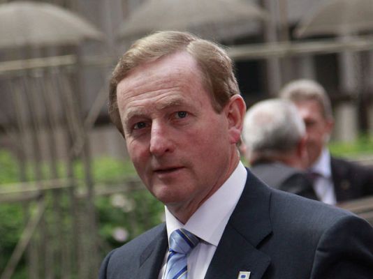 Telediario 1 - Guerra entre el Vaticano e Irlanda