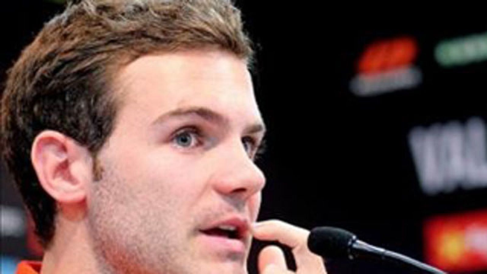 Mata ya se entrena con el Valencia | Ver