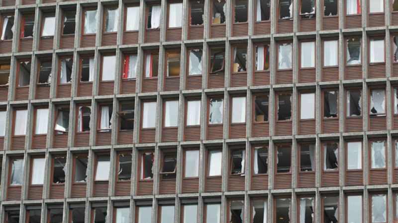 Un testigo graba con su móvil el atentado en Oslo