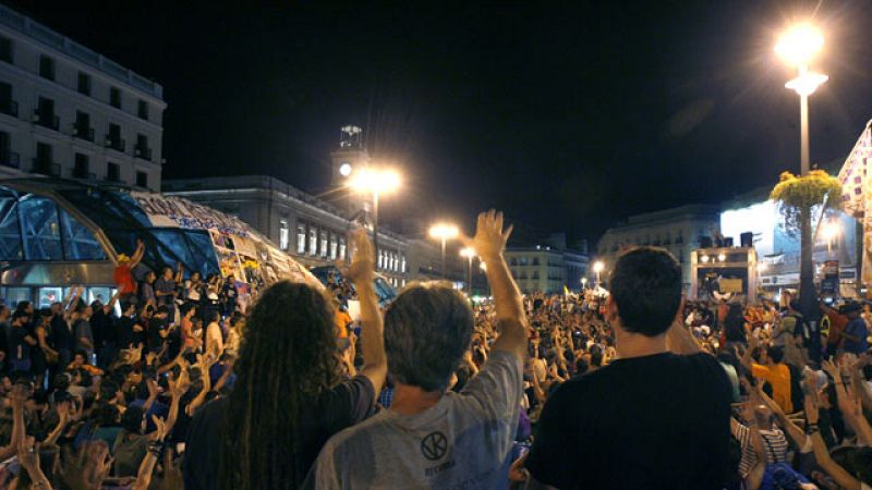 La madrileña Puerta del Sol vuelve a recibir a los "indignados"