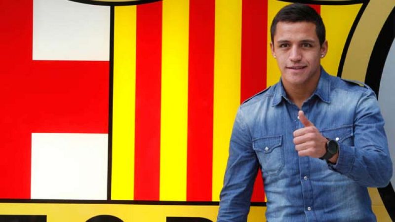 El delantero chileno Alexis Sánchez ha aterrizado en Barcelona feliz  tras cumplir un "sueño" que tenía desde "pequeño" y convencido de que  llega "un buen club para conseguir títulos".