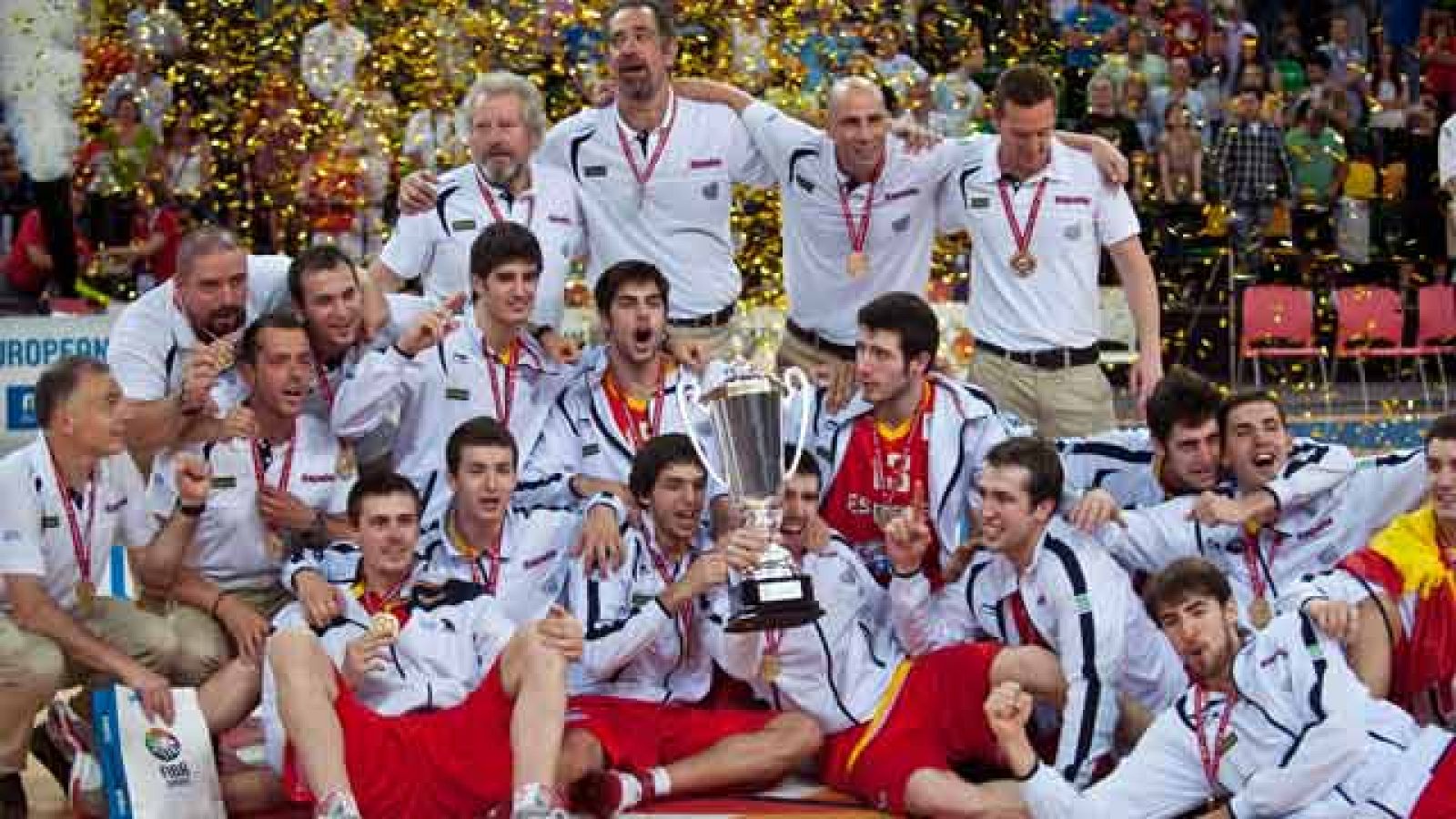 El combinado dirigido por Orenga se impone en la final del europeo de baloncesto sub 20 a Italia por 70-82. Mirotic fue una vez más el mejor del partido con 29 puntos.