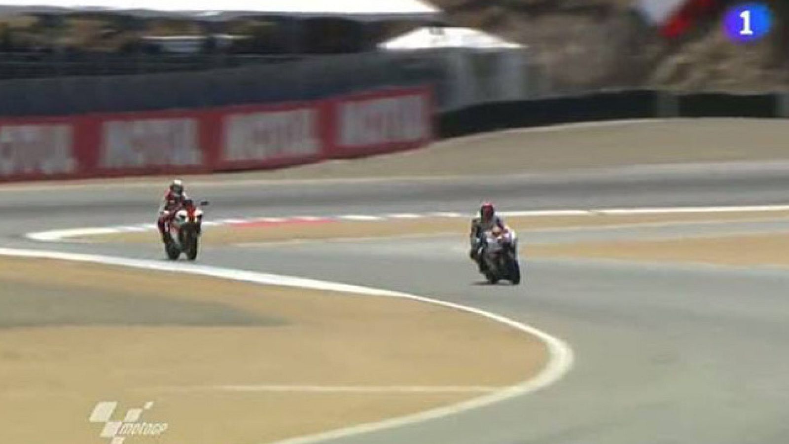 El mítico Kenny Roberts se sube a la M1 | Ver