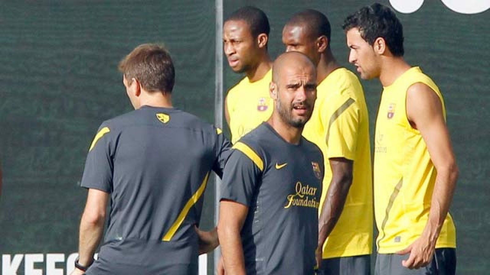 El Barça ya está de gira. Ha empezado en Alemania juega su primer partido ante el Internacional de Porto Alegre. Luego tendrá que enfrentarse al Milan o al Bayern de Munich, antes de iniciar su gira norteamericana, en la que no estarán los jugadores