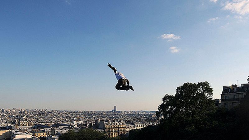 On Off: La ciudad a sus pies - On Off | Ver