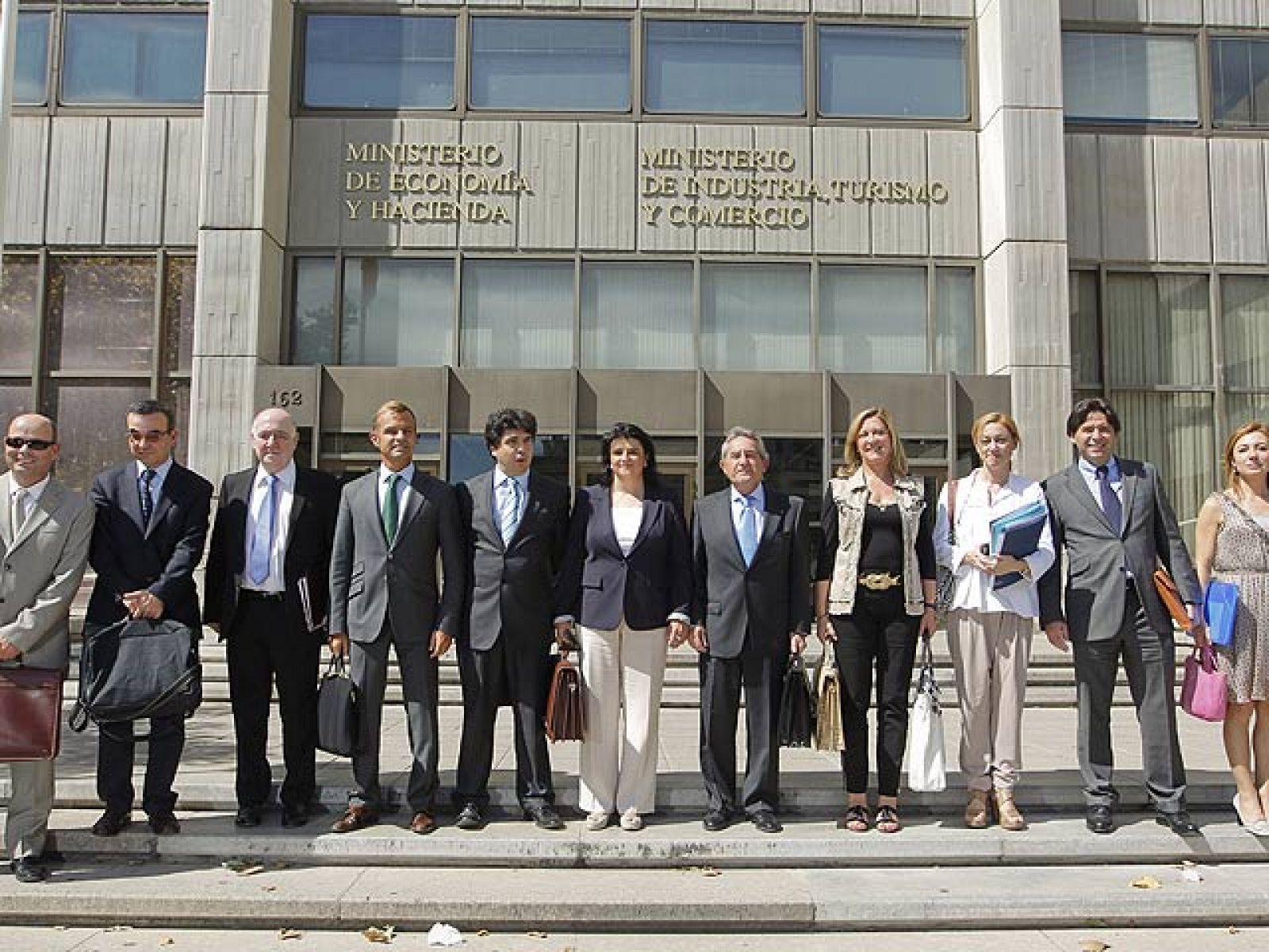 Las Comunidades del PP piden al Estado más plazo para devolver el dinero que les anticipó