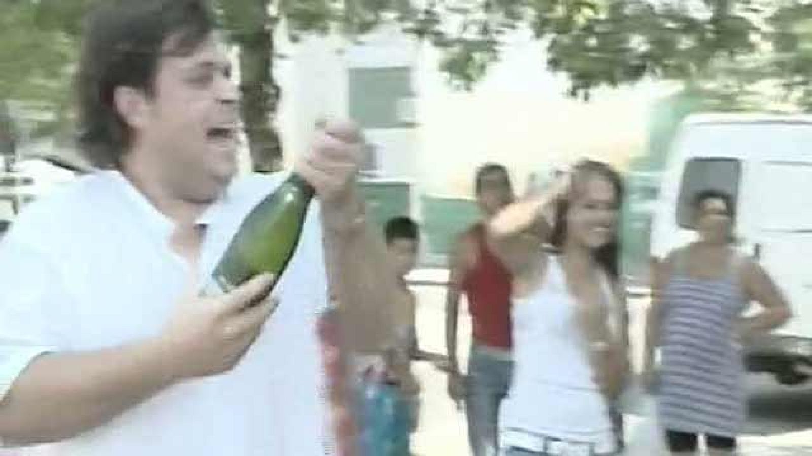 El sorteo de la ONCE deja 1,7 millones de euros en el barrio de Las Tres Mil Viviendas en Sevilla | Ver