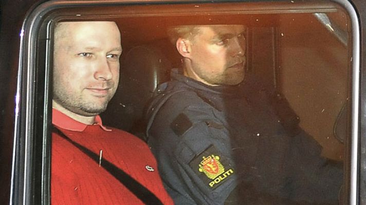 Informativo 24h - Breivik no ofreció ninguna resistencia al ser detenido