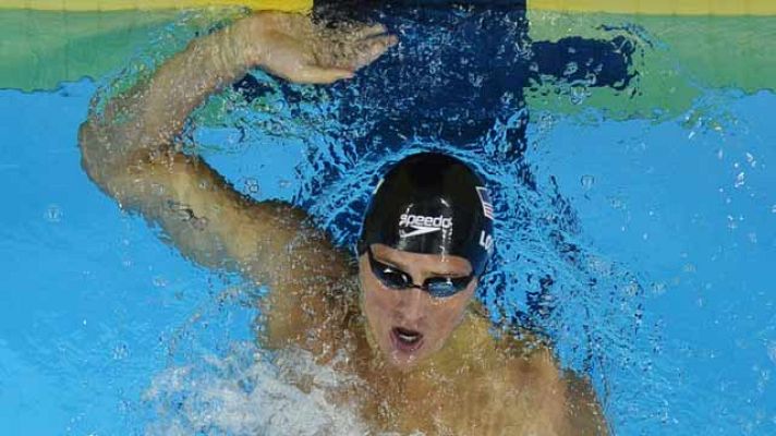  - Lochte, oro en los 200 espalda