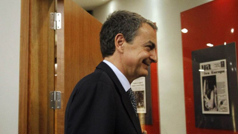 Zapatero: "La decisión de adelantar las elecciones la tengo pensada y madurada desde hace tiempo"