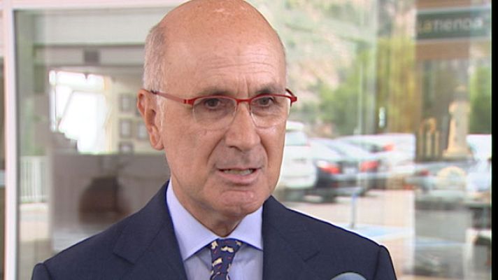 Telediario 1 - Adelanto electoral esperado