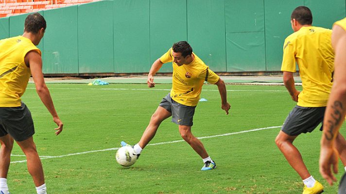 Telediario 1 - El Barça entrena y visita la Casa Blanca