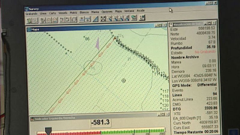Especialistas de la Armada hacen cartas náuticas