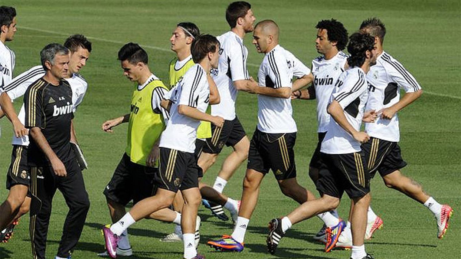 El equipo de Mourinho continúa con su pretemporada en Inglaterra, donde disputará un amistoso frente al Leicester, antes de comenzar su gira por Asia.