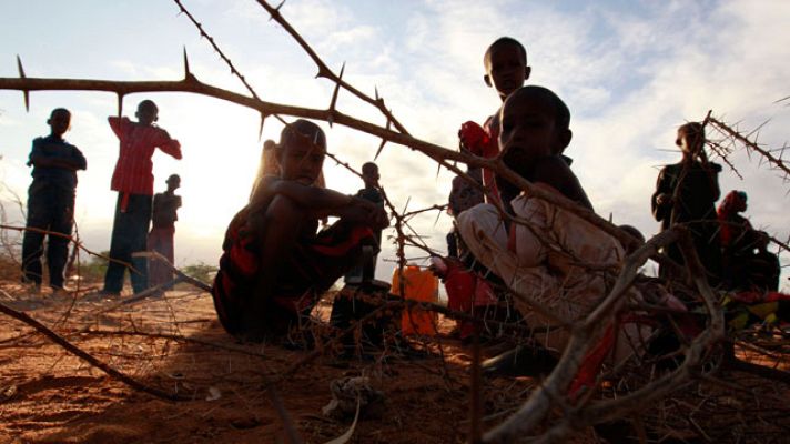 Telediario 1 - Telediario 2 en 4' - 30/07/11