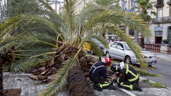 Telediario 1 - Intensas lluvias en Cataluña