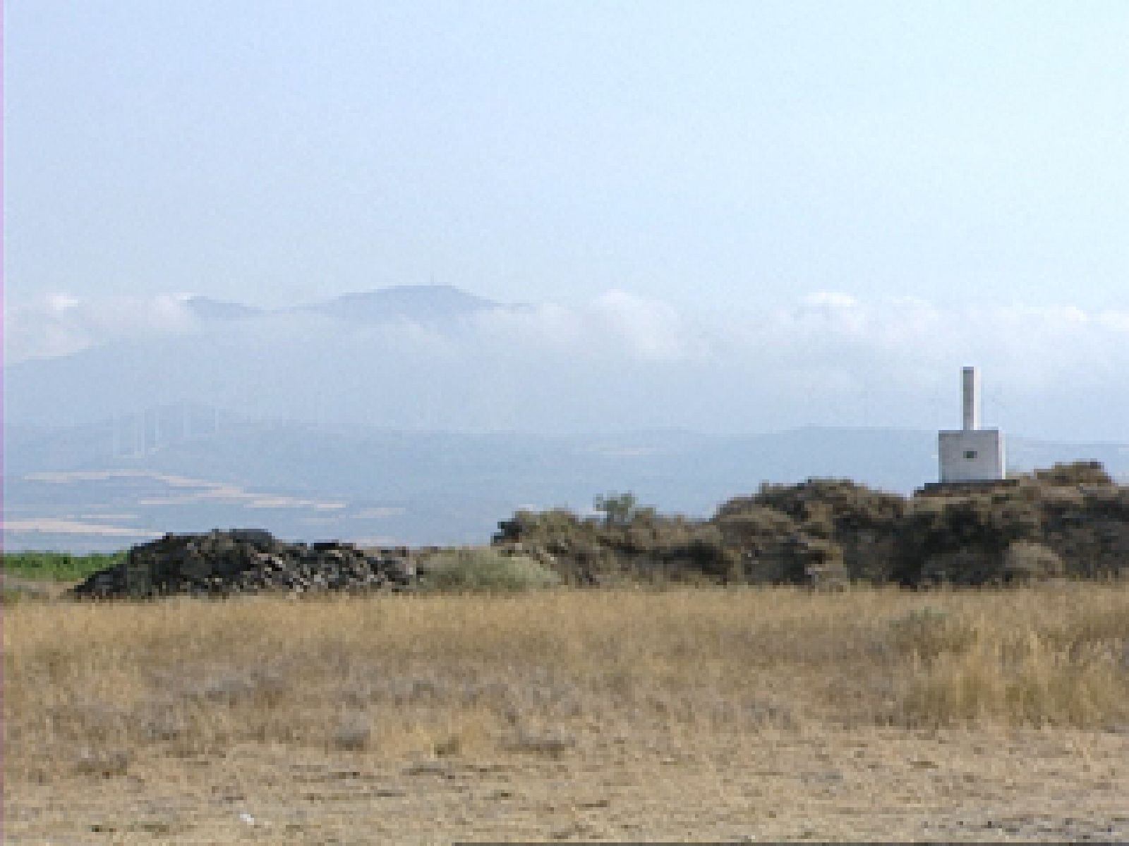 Chubascos fuertes en el Cantábrico y descenso de temperaturas en el oeste