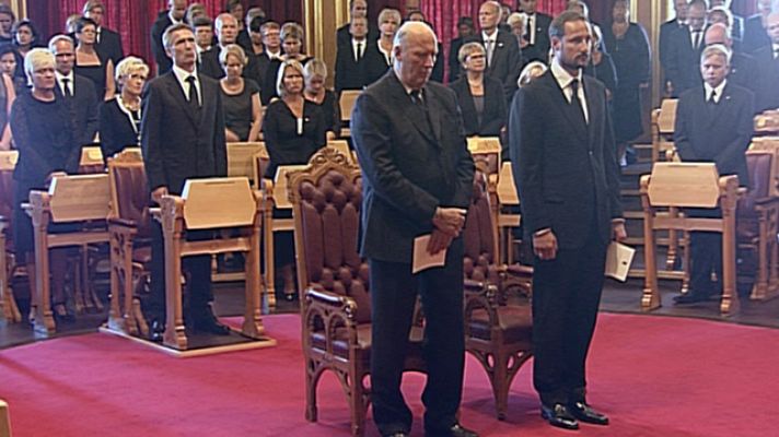 Telediario 1 - Noruega recuerda a las víctimas