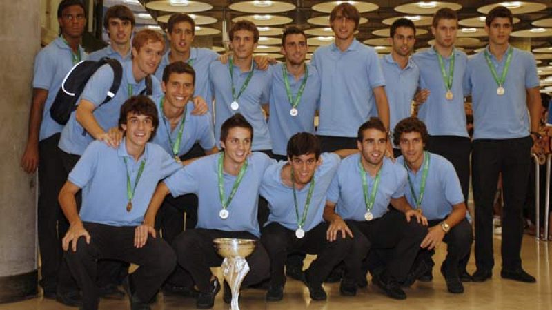 España se ha proclamado campeona de Europa en categoría sub 19 al vencer a la República Checa por 3-2