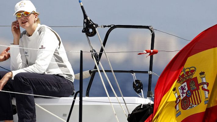 Telediario 1 - La Familia Real, con la vela