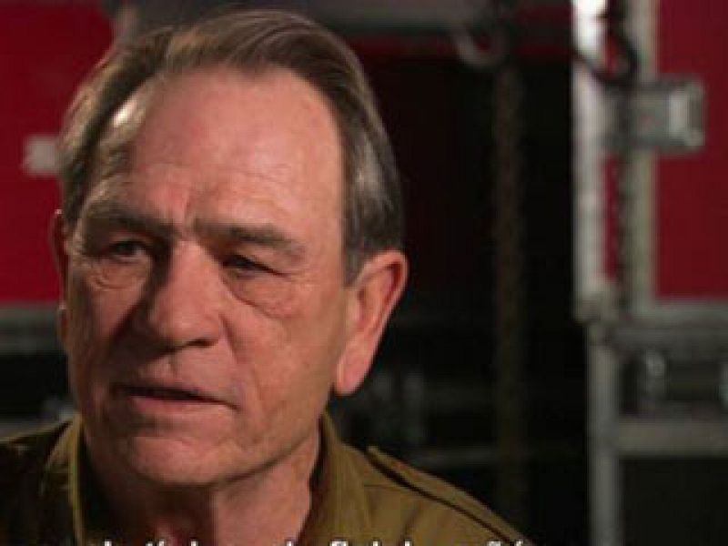 Capitán América - Tommy Lee Jones: "Soy el típico oficial gruñon"