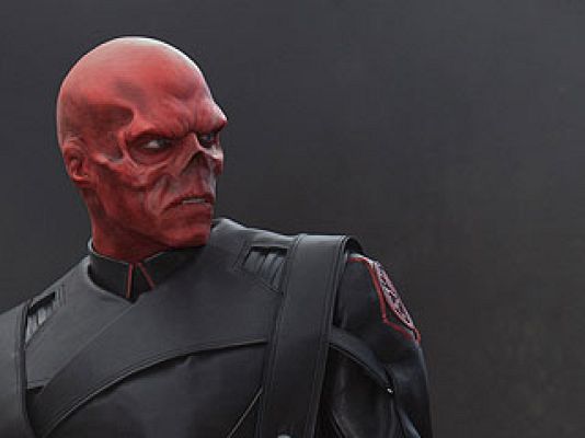 El cómic en RTVE.es - Capitán América - Hugo Weaving: "Como todos los villanos Cráneo Rojo quiere controlar el mundo"