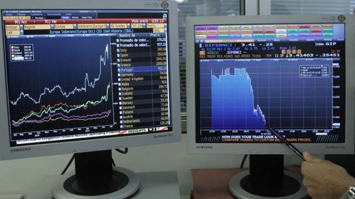 Informativo 24h - La prima de riesgo se relaja por debajo de 390 puntos y las Bolsas caen