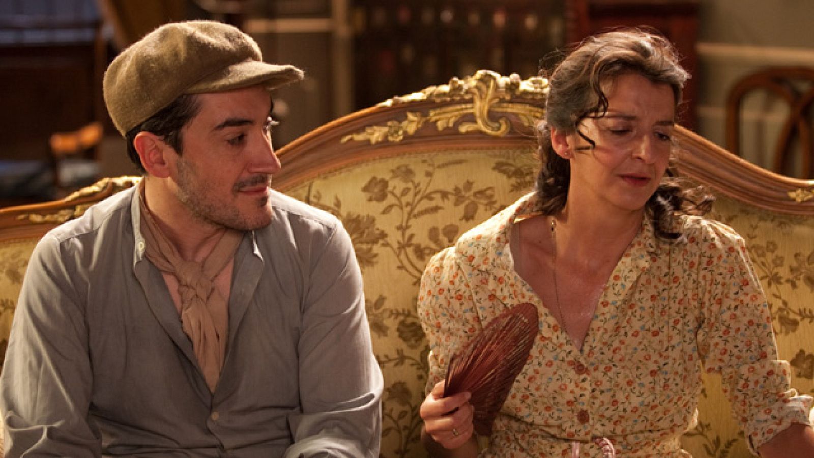 Plaza de España - Avance de los Capítulos 5 y 6 - Plaza de España | Ver