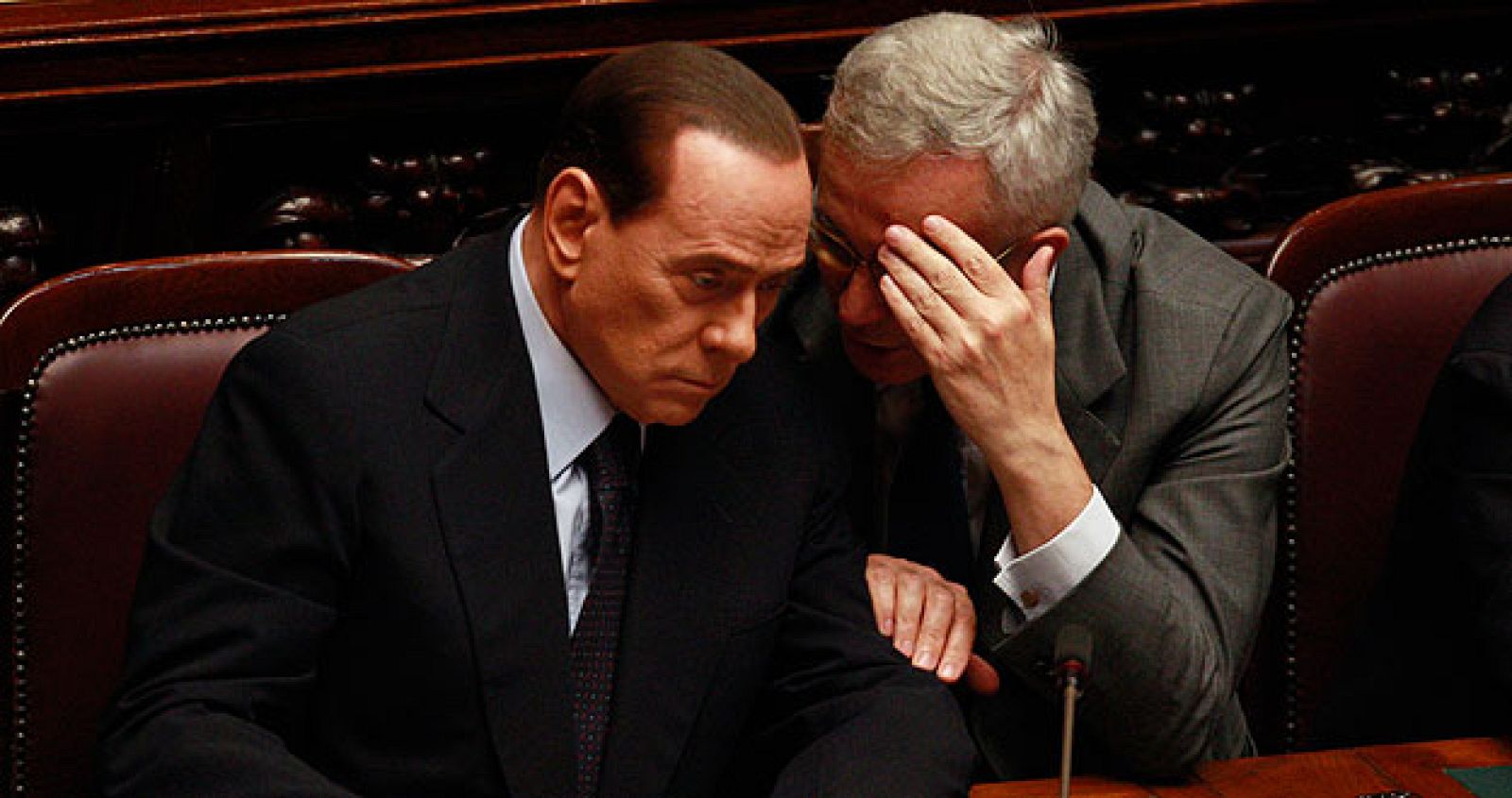 Berlusconi defiende la solidez de la economía italiana - Informativo 24h | Ver