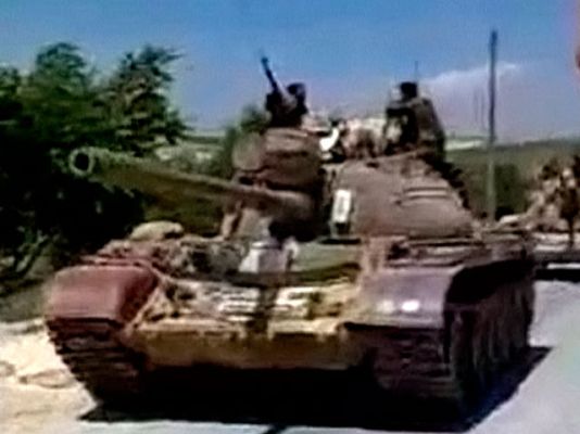 Telediario 1 - Sigue la represión en Siria mientras crece la presión internacional de condena