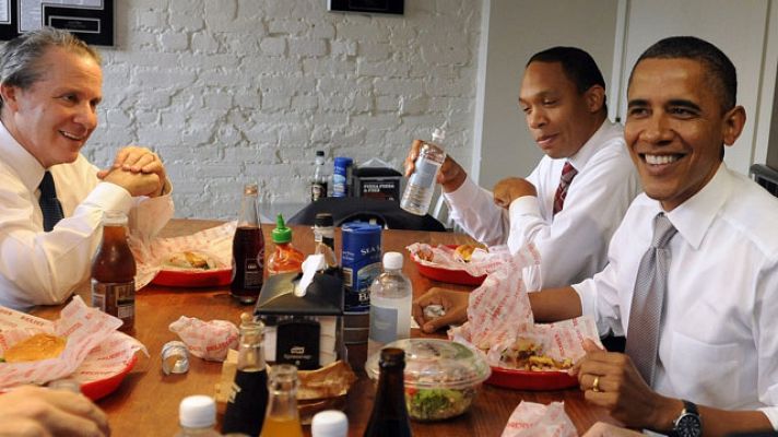 Informativo 24h - Obama cumple 50 años