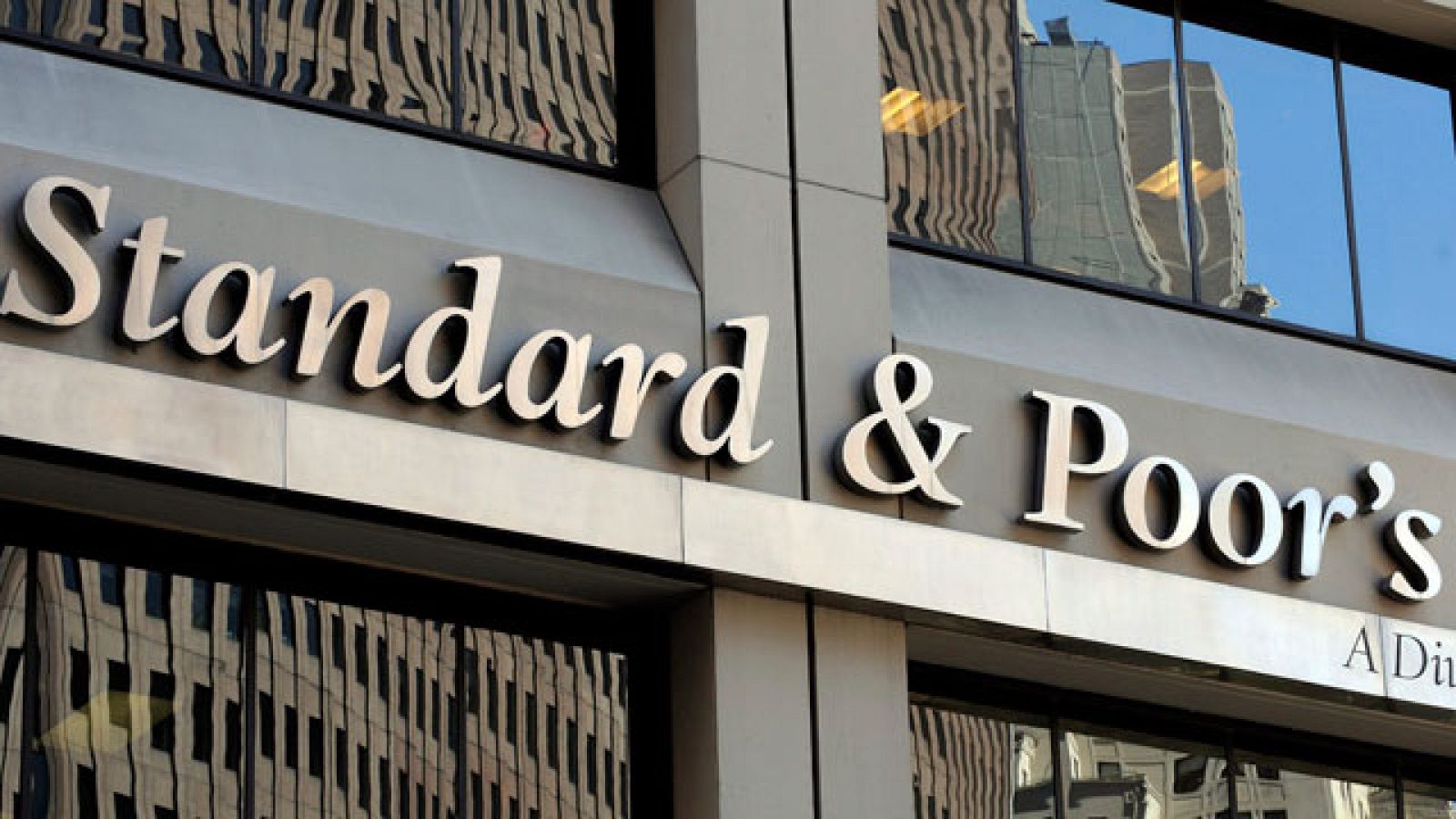 Telediario 1 en cuatro minutos - 06/08/11