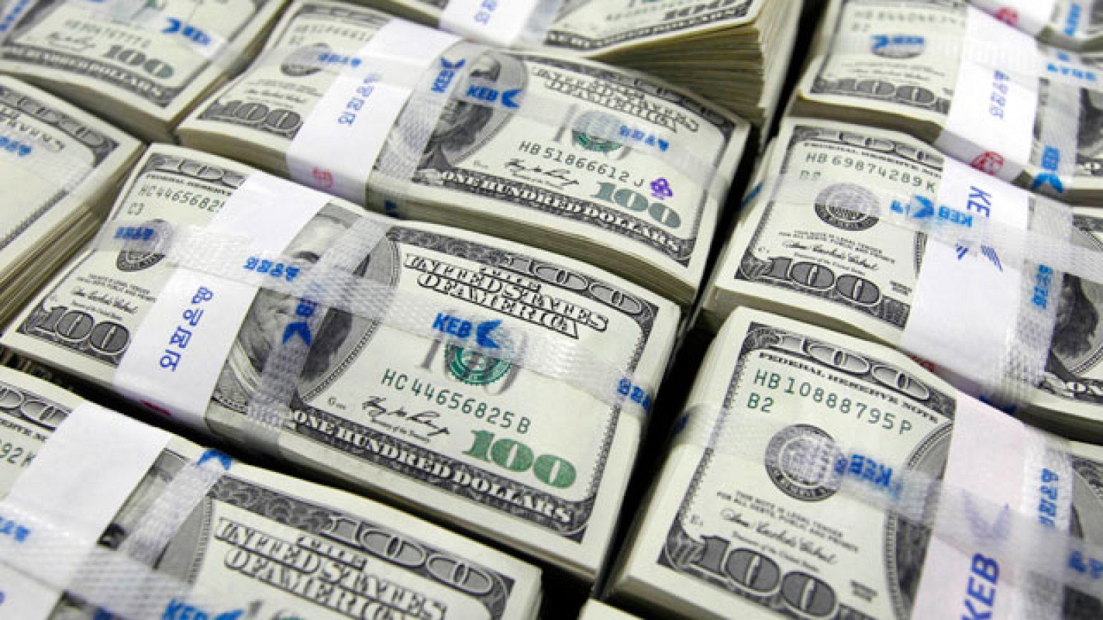 S&P baja la nota a la deuda de EEUU