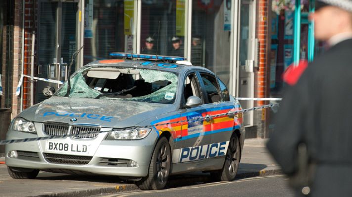 Telediario 1 - Se extienden los incidentes en Londres