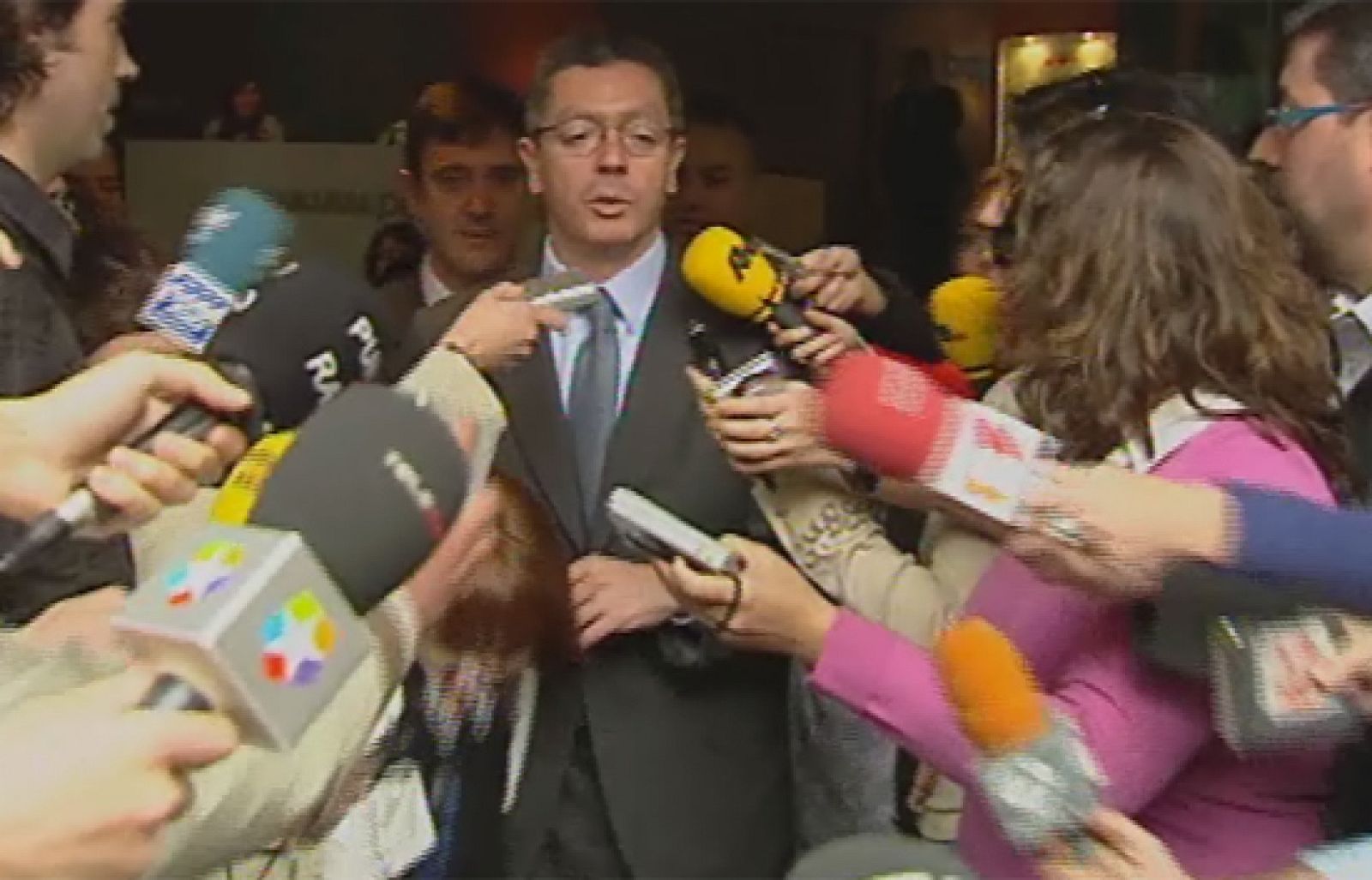 Aguirre y Gallardón salen del Comité Ejecutivo antes de tiempo | Ver