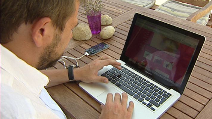 Telediario 1 - Conectado en vacaciones