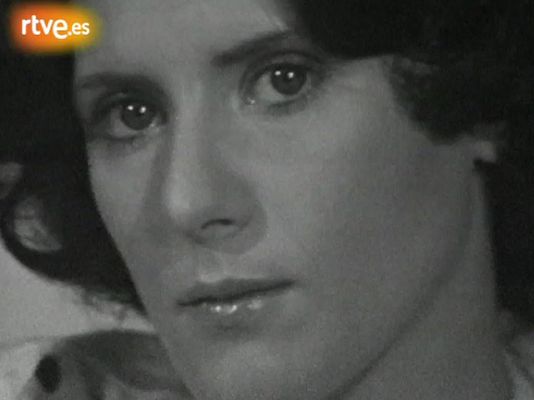 Teatre a l'Arxiu - Muller qui cerca espill