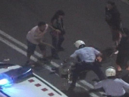 L'Informatiu - L'informatiu migdia en 3' - 11/08/11