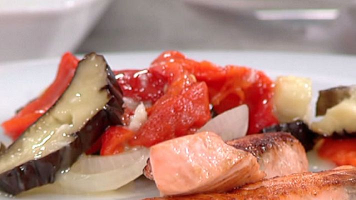 RTVE Cocina - Saber Cocinar - Salmón a la pimienta rosa (12/08/11)
