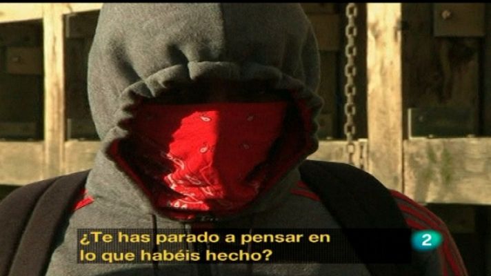 La 2 Noticias - La 2 Noticias - 12/08/11