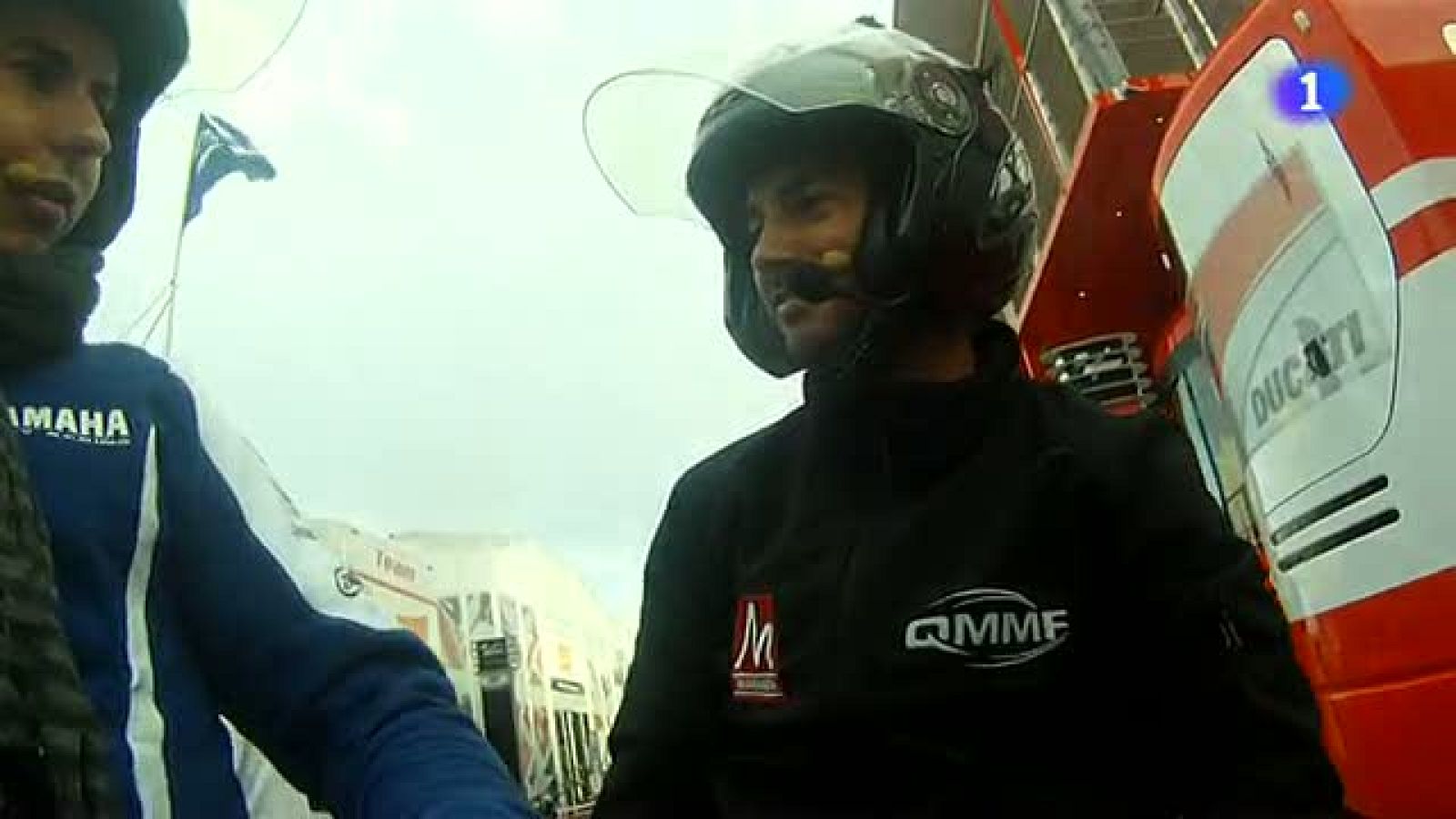 Lorenzo hace de profesor | Ver