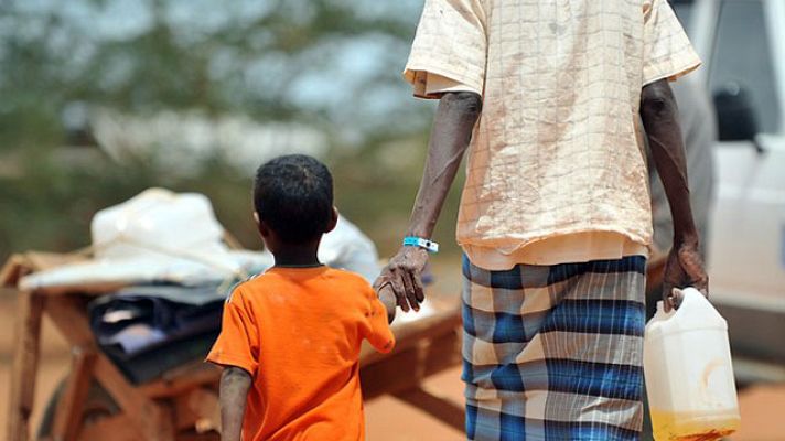 Telediario 1 - España, país solidario