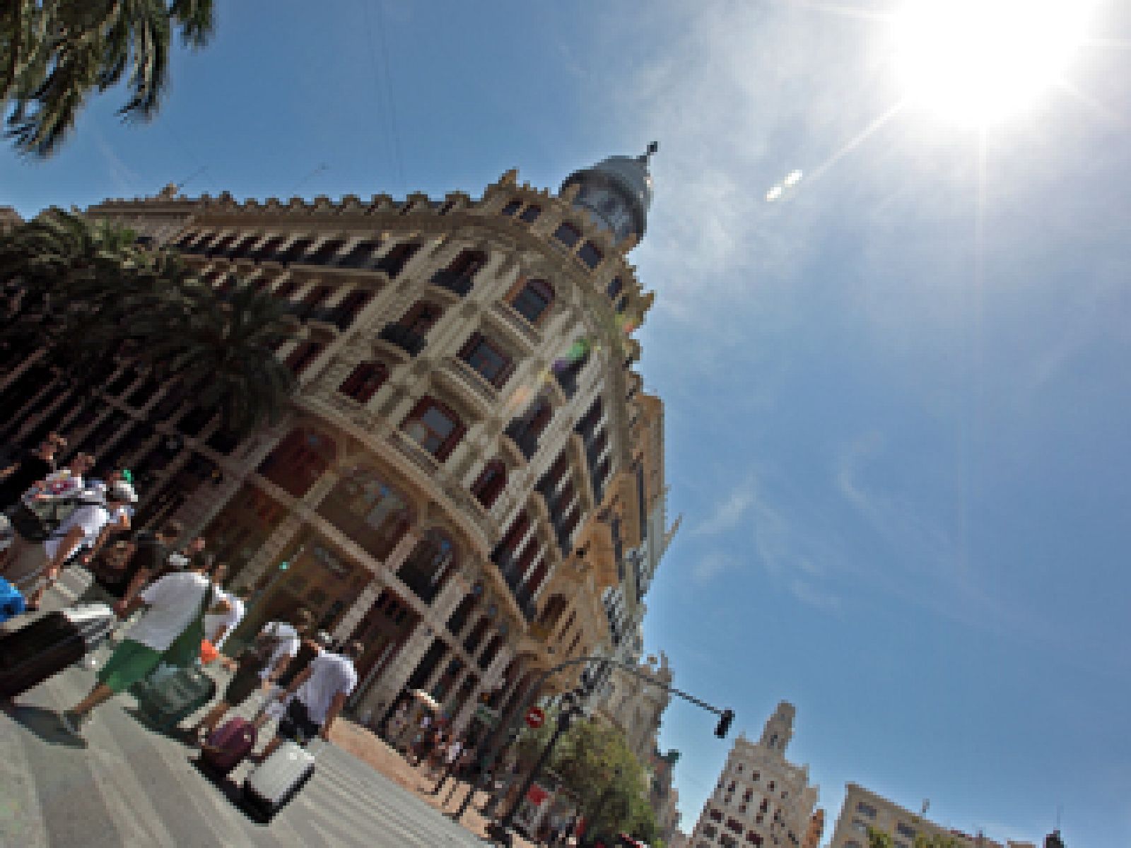 Altas temperaturas en puntos de la mitad sur, zona centro y Aragón