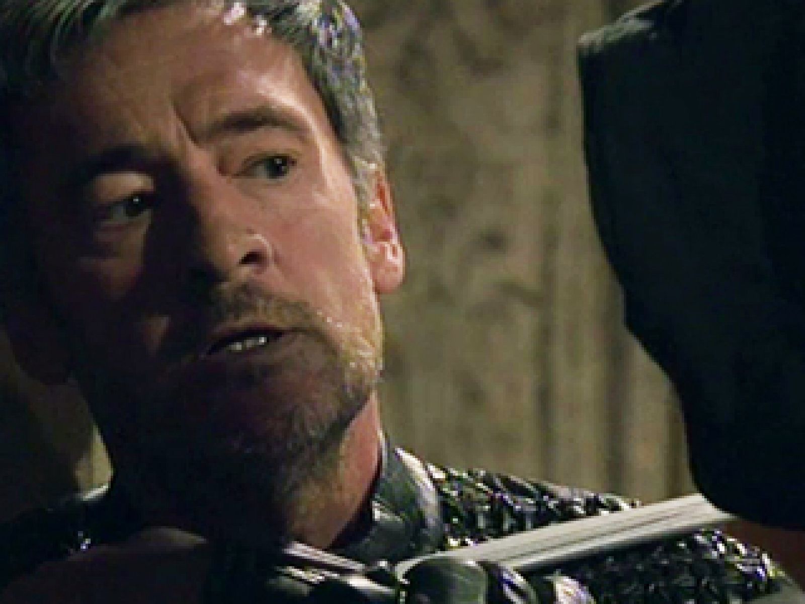 Águila Roja - Águila avisa al Comisario | Ver