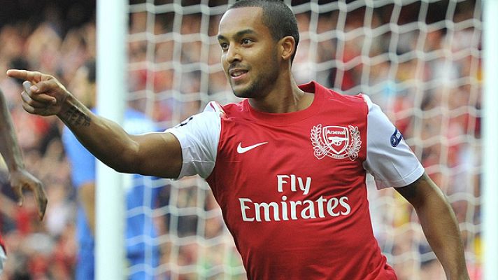 Champions League - Walcott adelanta al Arsenal (1-0)