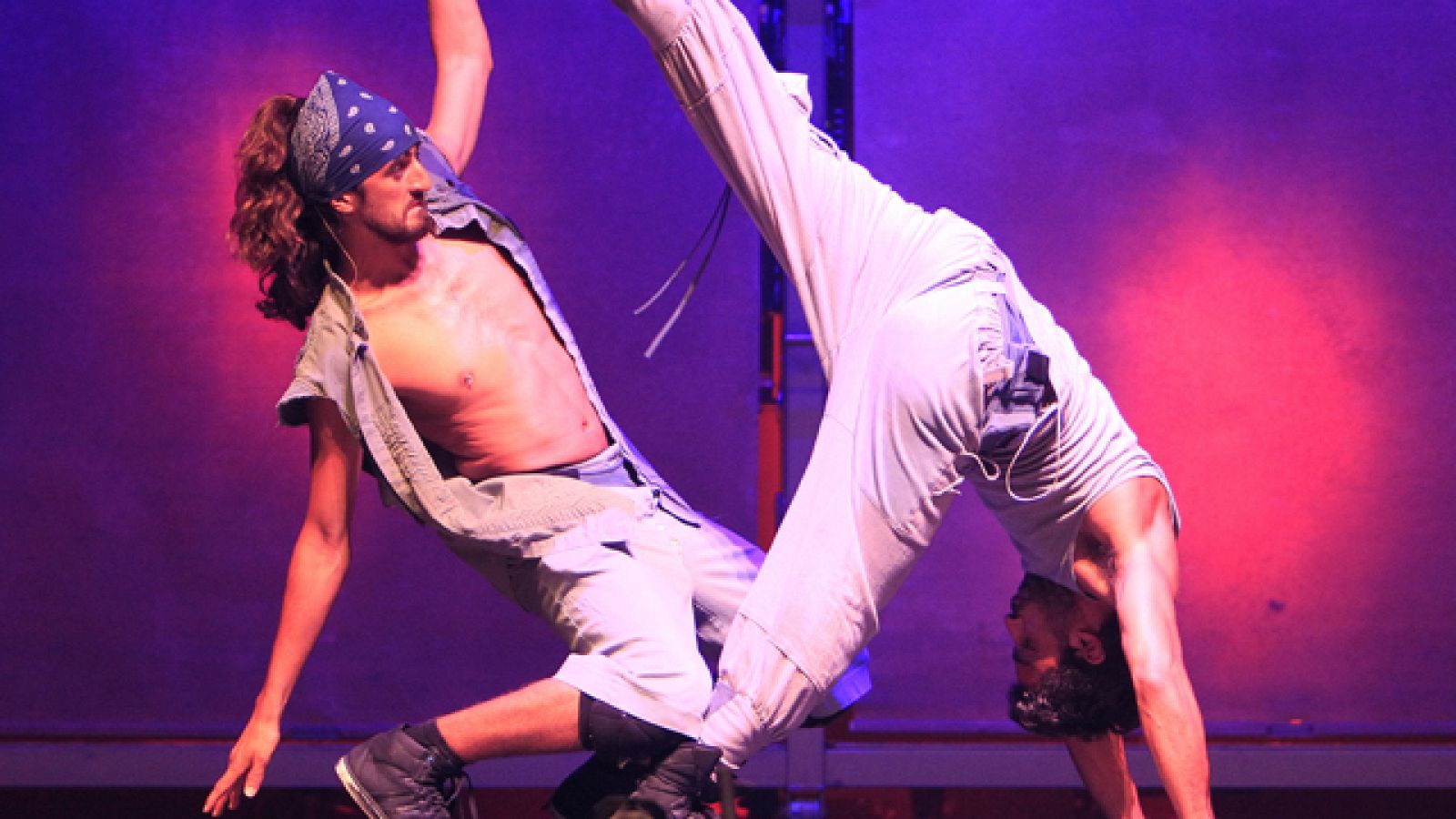 Mayúmana realiza su séptimo espectáculo con una reflexión sobre el tiempo