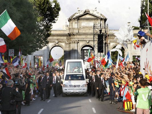 Telediario 1 - Telediario 2 en 4' - 18/08/11