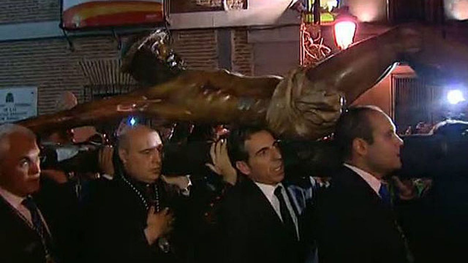 La agenda de Benedicto XVI para este viernes sigue cargada de actos.