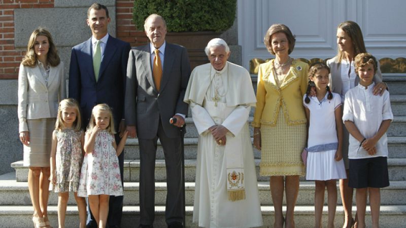 Visita de Benedicto XVI a los reyes en el Palacio de la Zarzuela