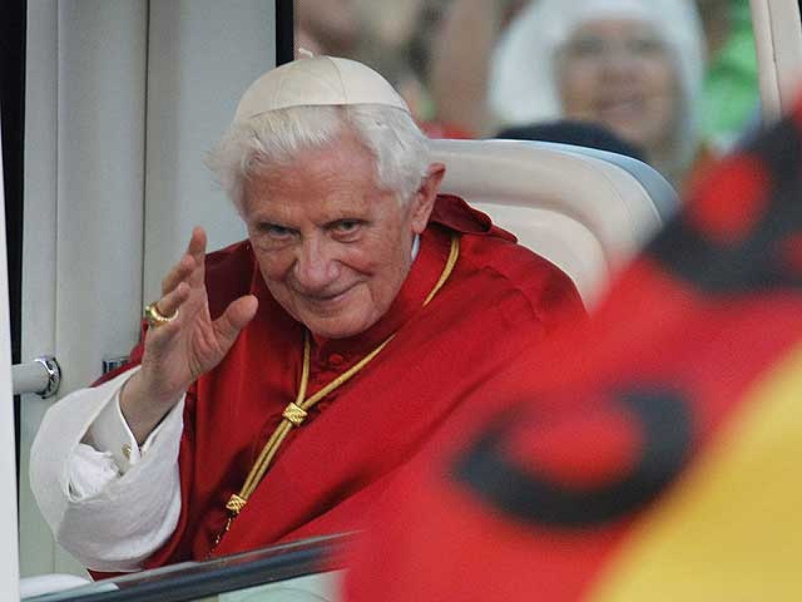 Telediario 2 en cuatro minutos- 19/08/2011